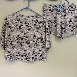 Disney XS two piece pajama set